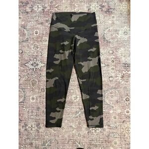 OFFLINE by Aerie Real Me High Rise 7/8 Leggings Camo Green Black Womens XL